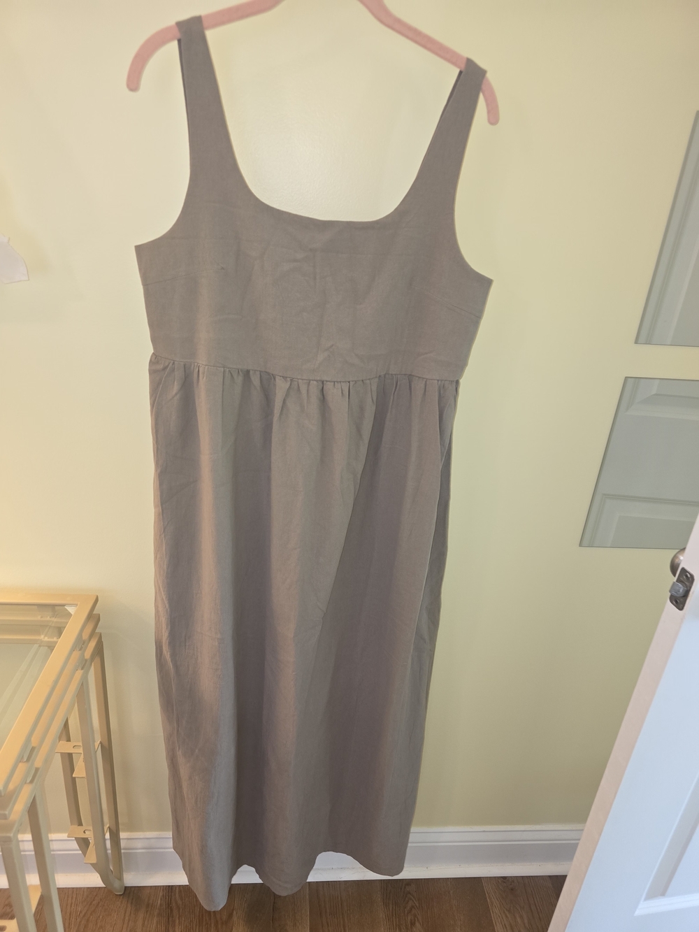 SHEIN Taupe Scoop Neck Midi Dress